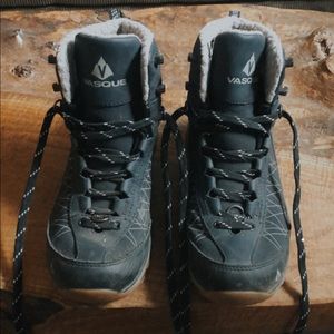 Hiking boots size 6.5